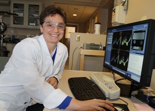 O româncă a revoluționat metodele de depistare a cancerului