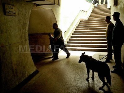 BOMBE descoperite la metroul din Cairo. Traficul a fost întrerupt pe mai multe linii
