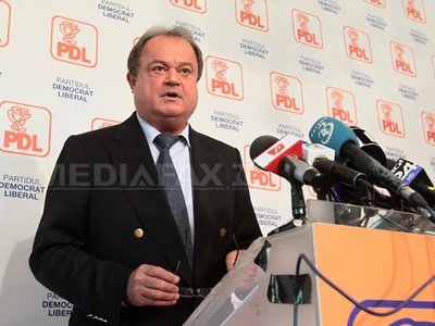 Blaga: Guvernul alternativ al PDL va avea puține ministere. În Germania ajung 15, România are acum 27