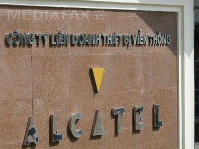 Alcatel-Lucent ar putea concedia 10.000 de angajați, 14% din total, pentru a reveni pe profit