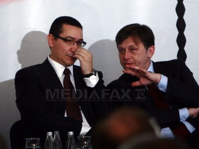 Antonescu, despre acceptarea de Ponta a propunerii pentru Economie: Ce bine ne înțelegem noi doi!