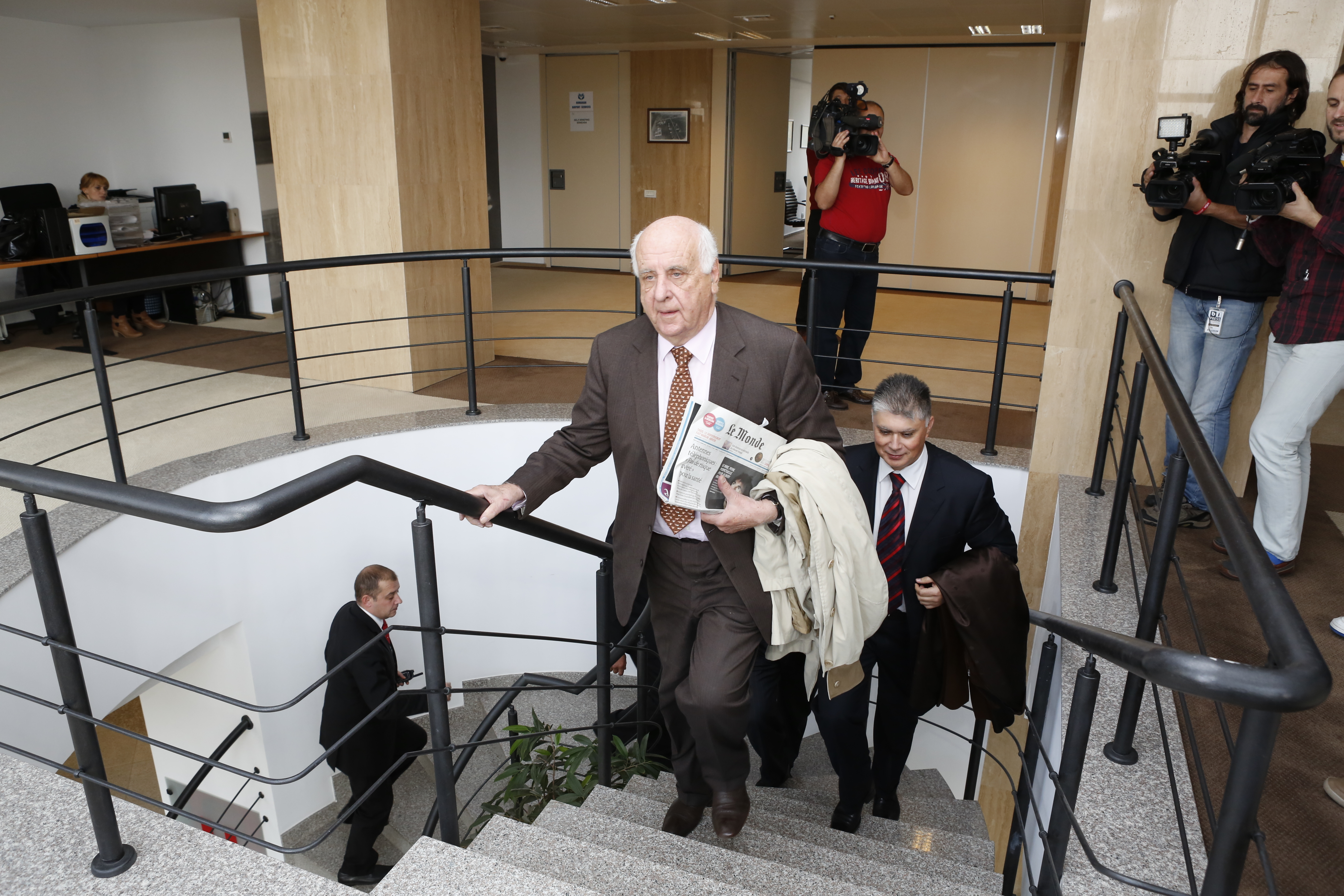 Vicontele Etienne Davignon, șeful Grupului Bilderberg, a ajuns la București. Mâine va fi la BNR sa susțină prezentarea “Europa, încotro?”