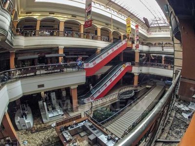 Atacul din Nairobi: IMAGINI din mallul în care și-au pierdut viața 67 de oameni