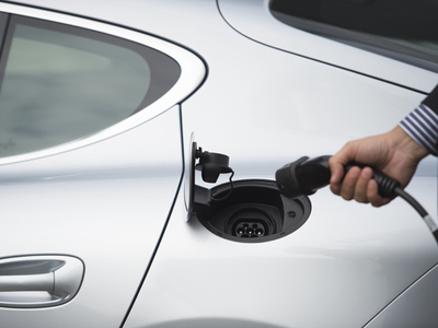 Tichete de reducere pentru cumpărarea unui automobil electric. Ce valoare au acestea