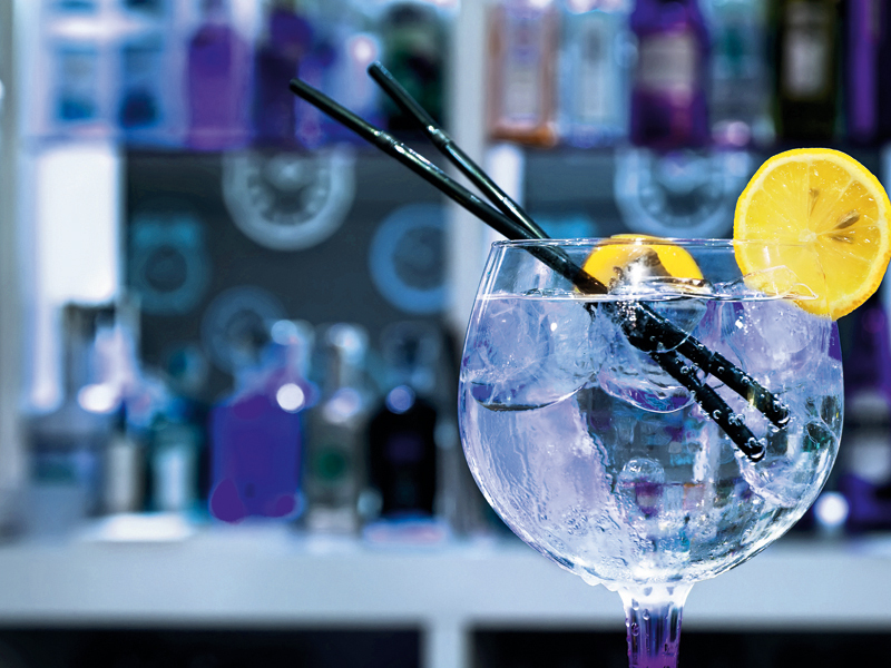 Ultima modă: gin cu aromă de butoi