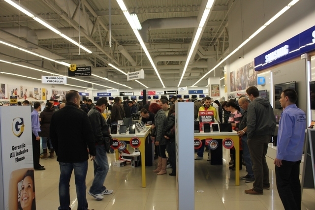 Flanco a vândut 25.000 de produse până la ora 10.00 în prima zi de Black Friday