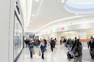 Încasări de 25 de milioane de euro după un an pentru mall-ul din Ploiești