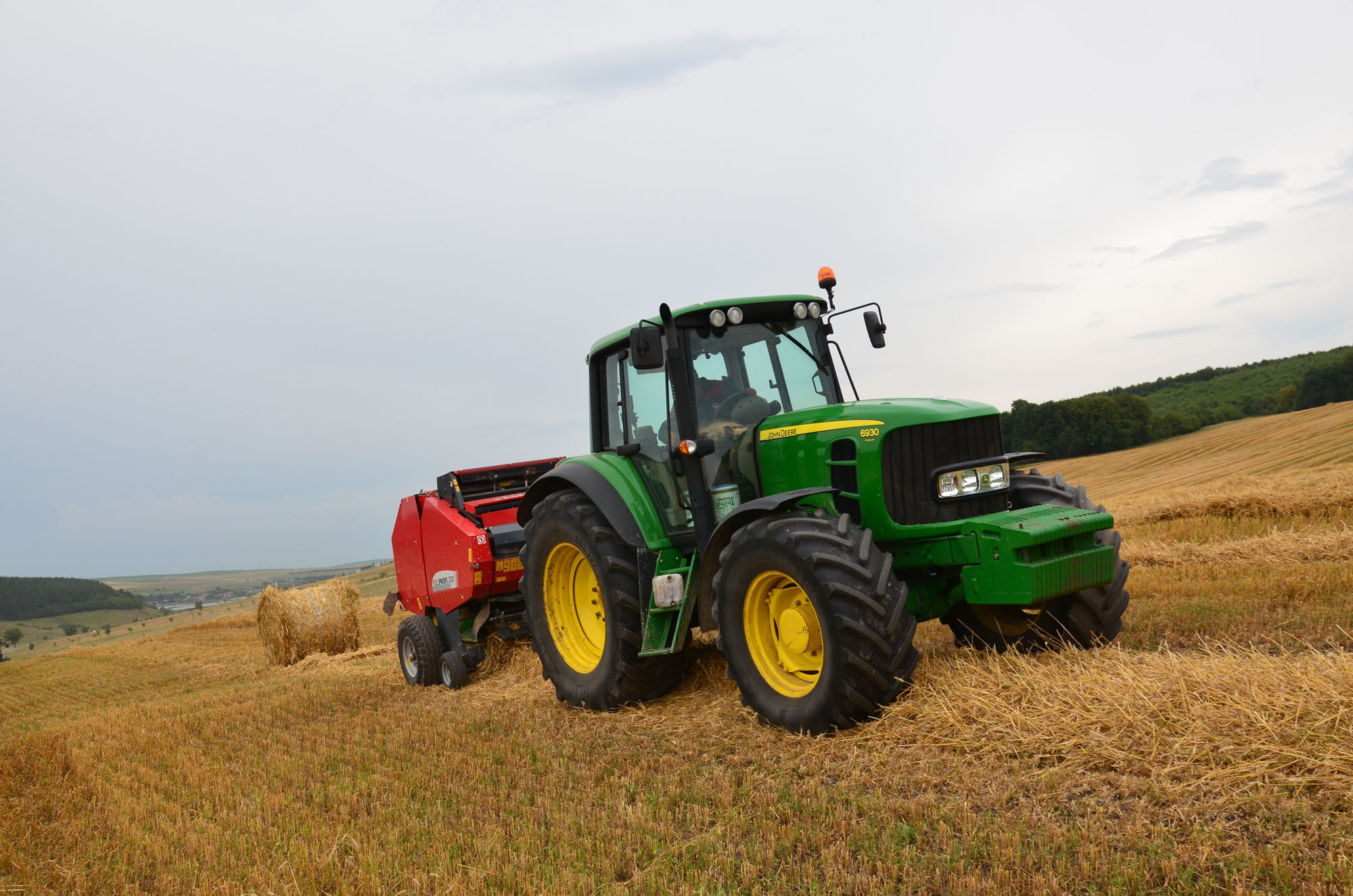 Transavia înființează două noi ferme vegetale dotate cu utilaje agricole de cinci milioane de euro