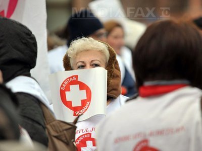 GREVĂ DE AVERTISMENT în Sănătate. Protestatarii cer demisia ministrului Sănătății. Președintele Sanitas: Dacă greva va fi declarată ilegală, angajații vor cere să primească liberele res