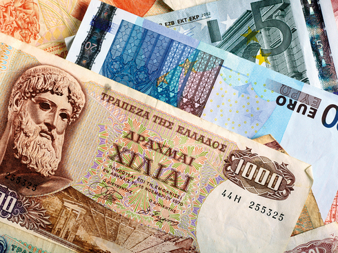 Sacul lui Moș Crăciun s-a descărcat la Atena