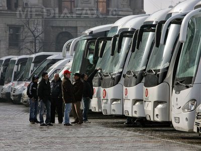 Transportatorii rutieri amenință cu PROTESTE în decembrie