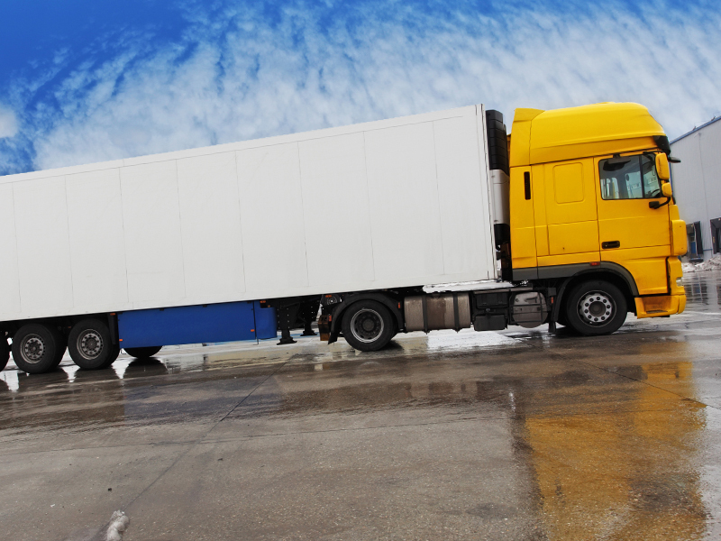 Asociația Marilor Rețele Comerciale din România dă un semnal de alarmă în legătură cu greva transporturilor