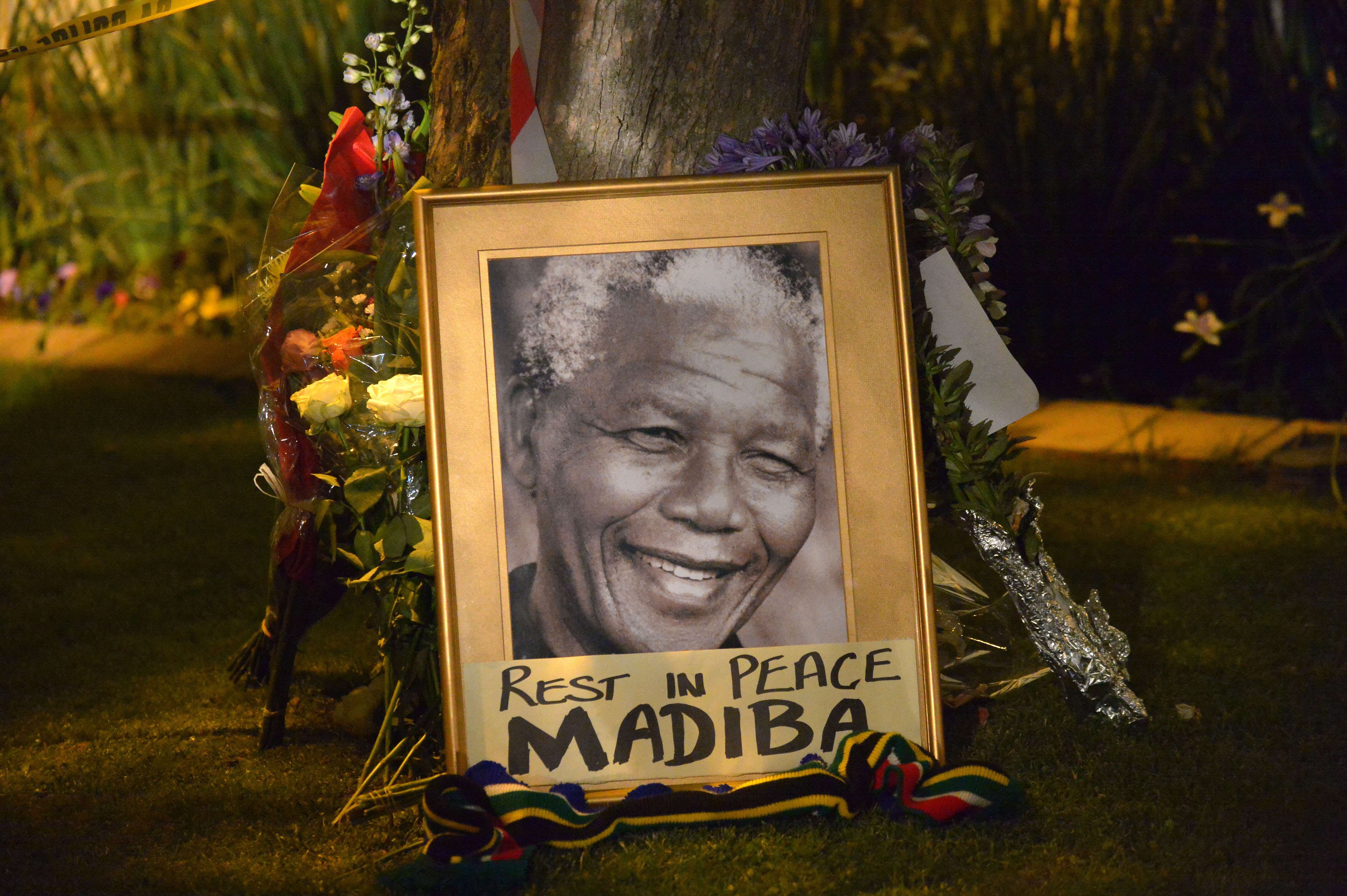 Cât de bogat a fost Nelson Mandela?