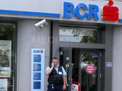 Erste reduce fondul comercial cu aproximativ 350 milioane euro, în special la BCR