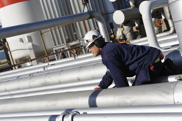 Comenzile noi din industrie au crescut cu 8,1% în primele zece luni