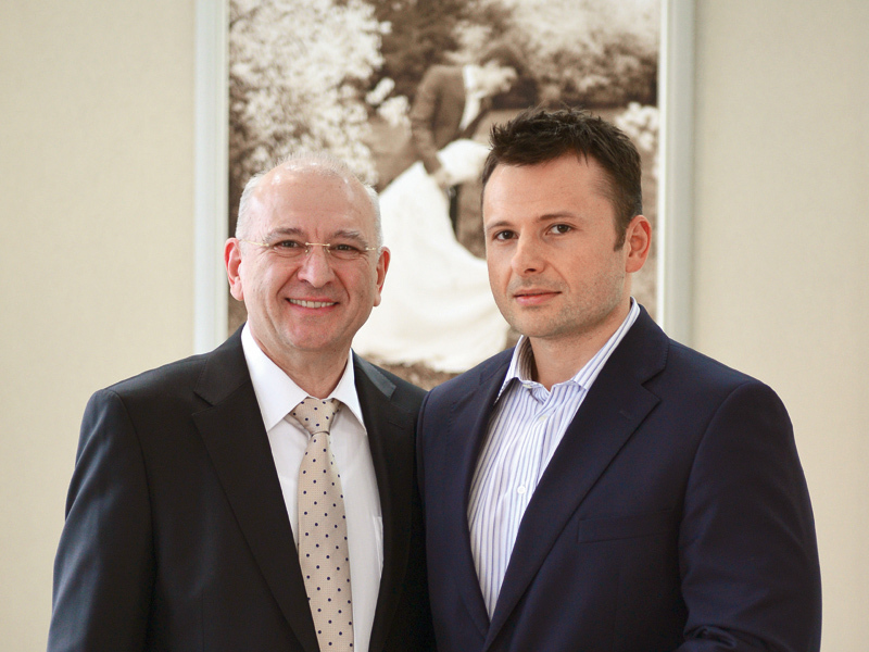 Doi antreprenori, tată și fiu, fac două milioane de euro din bijuterii produse la Iași