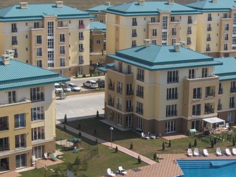 Cosmopolis anunță că luna aceasta se va finaliza construcția unui bloc cu 80 de apartamente