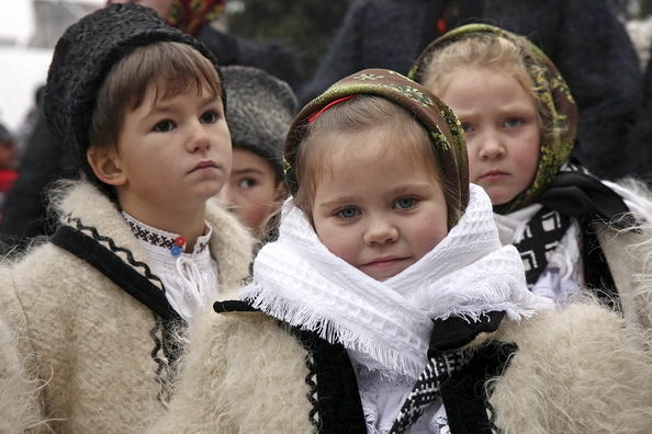 POZA ZILEI: Obiceiuri de Crăciun în Maramureș