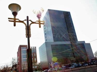 Consiliul General, convocat din nou în ședință de îndată, pentru prelungirea închirierii sediului Primăriei