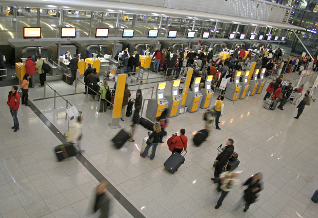 Promoții de februarie: Air France, Austrian, KLM, Lufthansa și TAROM vând bilete la prețuri reduse
