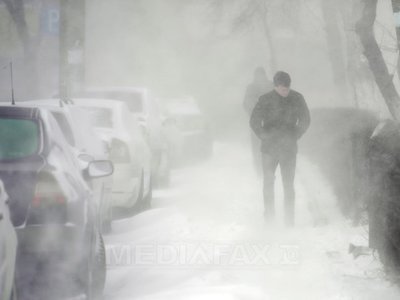 COD ROȘU de viscol pentru 6 județe. COD PORTOCALIU ȘI GALBEN în alte 24 de județe. HARTA zonelor afectate. Starea de alertă poate fi extinsă
