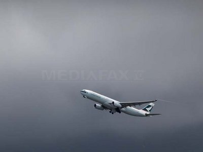 SITUAȚIA TRANSPORTURILOR. Întârzieri și zboruri anulate în traficul aerian