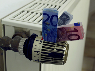 ANALIZĂ: Facturi la căldură mai mari și cu 60% în decembrie 2013 față de decembrie 2012 în unele orașe. Cât plătesc românii pentru încălzire