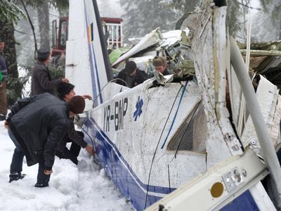 Comisia de anchetă: Sistemul de avertizare al avionului prăbușit funcționa la momentul găsirii epavei