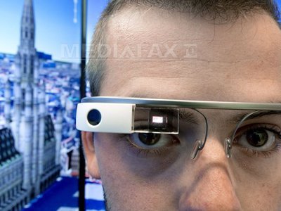Ochelarii Google Glass vor putea fi dotați cu lentile corectoare de vedere