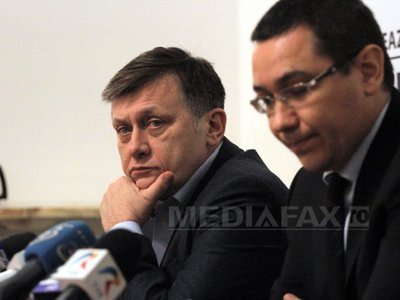 Întâlnire a liderilor USL despre structura Guvernului și soarta Uniunii. Ponta: Încă nu ne-am înțeles/ Antonescu: Premierul trebuie să ia decizia!