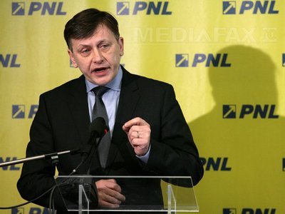 PNL SCHIMBĂ PATRU MINIȘTRI. Antonescu a anunțat NOMINALIZĂRILE pentru vicepremier și ministru de Interne, ministrul Economiei, ministrul de Finanțe și ministrul Sănătății