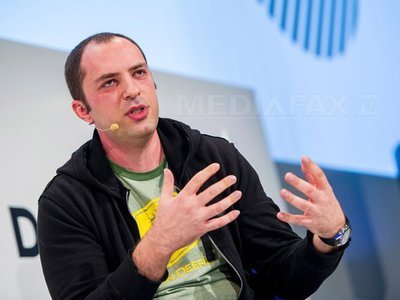 Cine este Jan Koum, creatorul WhatsApp: De la asistat social la miliardar, a fost inspirat de comunism și "Securitate"