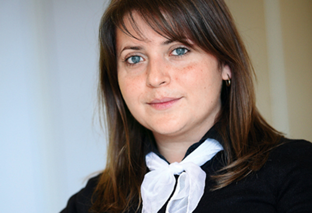 A început să lucreze la Deloitte când era încă pe băncile facultății. Unsprezece ani mai târziu, ocupă funcția de Tax director în cadrul aceleiași companii
