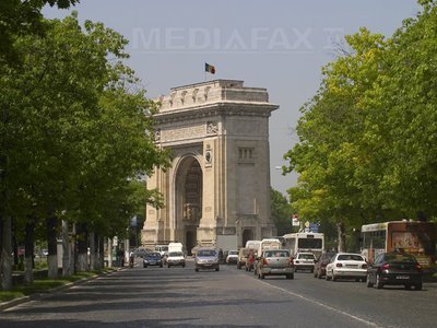 Restaurarea Arcului de Triumf, începută. Termenul de finalizare - martie 2015