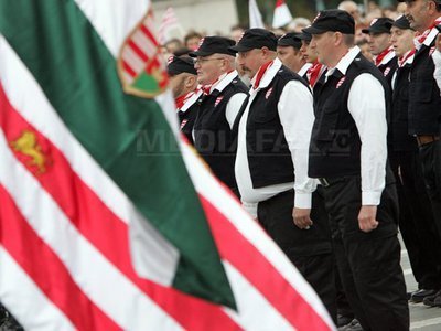 Jobbik refuză să accepte interdicția impusă de România