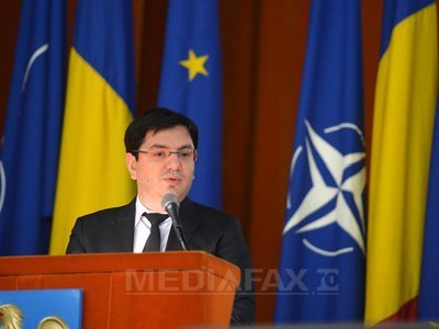 INTERVIU - Nicolae Bănicioiu: Banii din Sănătate sunt cheltuiți unde nu trebuie, pacienții sunt păcăliți