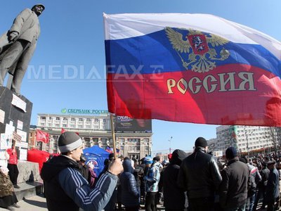 Moscova își rezervă dreptul de a-și proteja "compatrioții" din Ucraina
