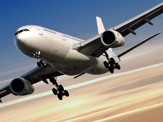 Prima companie aeriană din România cu tarife fixe la bilete începe activitatea din 15 mai