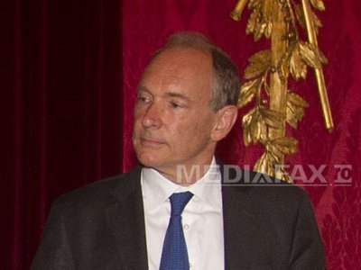 Tim Berners-Lee, inventatorul internetului: E necesară o constituție pentru protejarea utilizatorilor