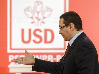 Liderii USD au decis ca Executivul să nu schimbe programul de guvernare, ci să aștepte decizia CC