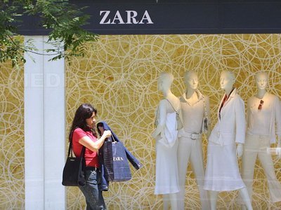 Zara deschide în aprilie un magazin online în România