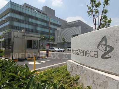Pfizer confirmă interesul pentru preluarea AstraZeneca, tranzacție estimată la 100 miliarde de dolari