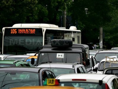 PROGRAMUL RATB ȘI METROREX de Paști: Cum circulă metroul, tramvaiele și autobuzele de Înviere și în zilele libere
