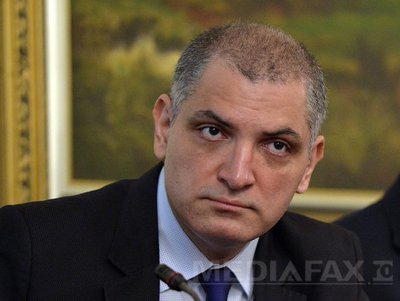 Damian Drăghici și soția și-au împrumutat societățile comerciale cu aproape 500.000 de lei
