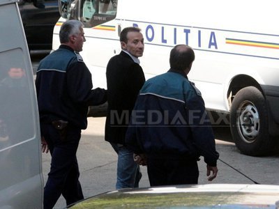 TRASEUL banilor în dosarul lui Mazăre: Mecanismul de primire a mitei ar fi fost propus de primarul Constanței - documente DNA