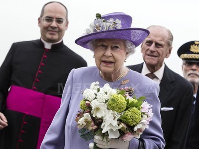 Elizabeth a II-a a împlinit 88 de ani. Aniversarea reginei, marcată printr-un portret oficial realizat de David Bailey - FOTO