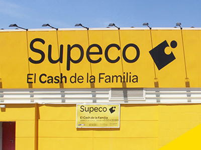 Un nou concept de magazine în România: Carrefour va lansa Supeco, prezent doar în Spania