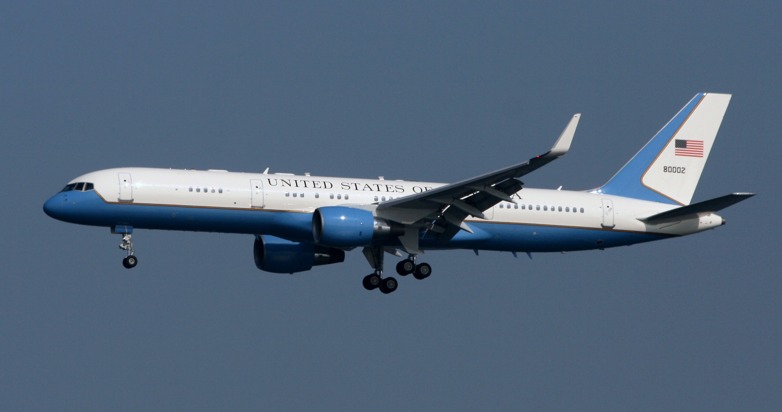 Știați că există și Air Force Two? Cine și în condiții poate folosi aeronava Boeing