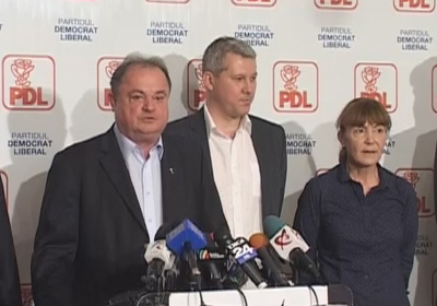 Blaga: O întâlnire PDL-PNL va avea loc miercuri după-amiază, la Parlament