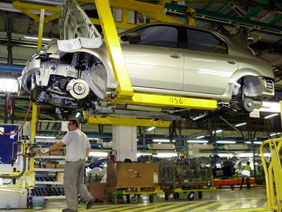 Negocierile Dacia cu sindicatul s-au încheiat: Salarii mai mari cu 180 lei, plus două prime în mai